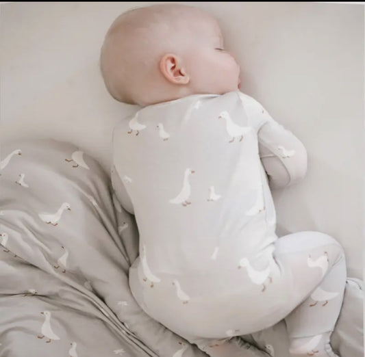 Bamboo Convertible Sleeper- Goose