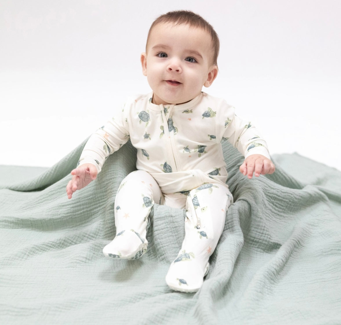 Bamboo Zip Footie- Sea Turtles